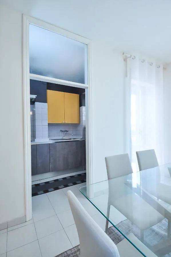Deep Green Mestre Apartment